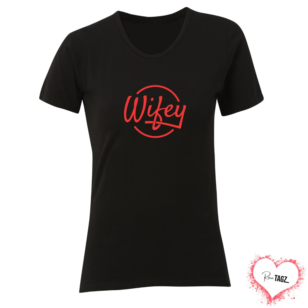 Hubby & Wifey Couples Tees