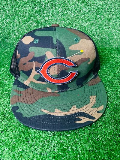 High-quality iron-on patch featuring the iconic Chicago Bears logo, perfect for fans to add a touch of team spirit to jackets, bags, hats, and other clothing items.